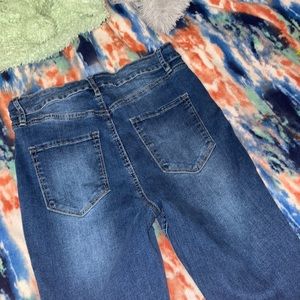 Women’s jeans